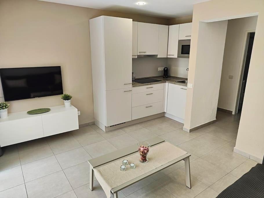 Playa Del Ingles: Beautiful Renovated Apartment San Bartolomé Ngoại thất bức ảnh